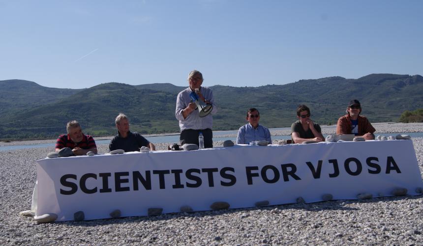 Dank seines Einsatzes konnte der Bau zweier Wasserkraftwerke verhindert werden – 2023 wurde die Vjosa schließlich zum ersten Wildfluss-Nationalpark Europas erklärt. © Liljana Qorri