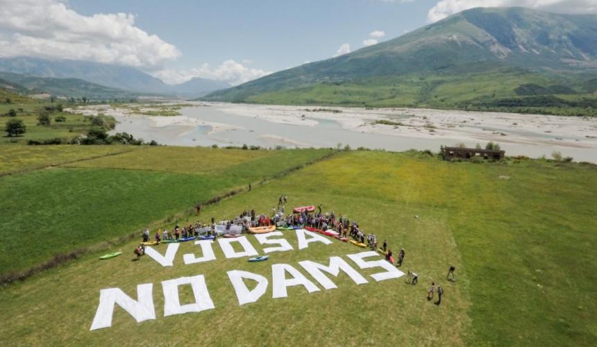 Die Vjosa ist der letzte große Wildfluss Europas der noch frei fließen darf. Spende, damit das auch so bleibt! © Oblak Aljaz