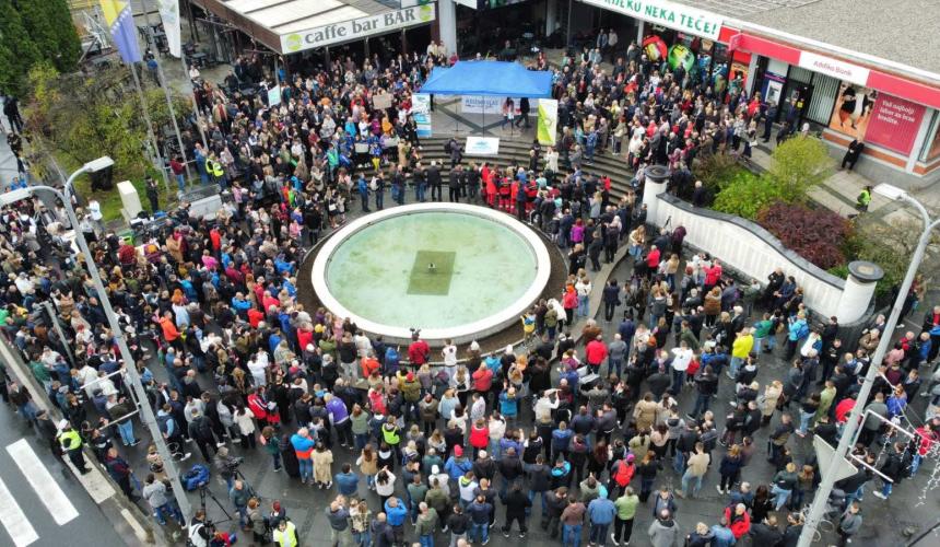 2.000 nature lovers and nine NGOs from across Bosnia-Herzegovina gathered in Konjic © Robert Oroz