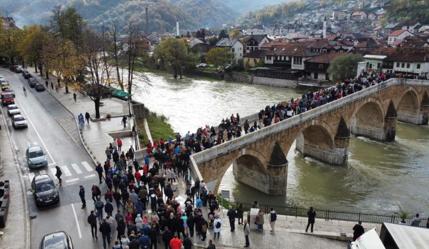 Lokale Bevölkerung vereint für Neretva © Robert Oroz