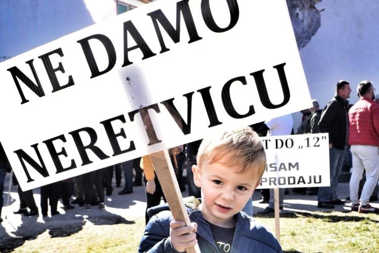 "We won't give Neretvica" © Pusti me da tecem