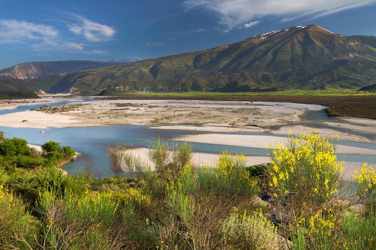 1. Contrary to the announcement of Albania´s Prime Minister Edi Rama, the Minister for Environment does not plan a national park and no protection status at all for the most valuable river stretches like this one near Poçem. © Gernot Kunz