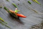 For the Kamp, a kayak pioneer is competing with the Rosenburg dam wall, with bravura! @ Peter Faschingleitner