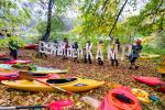 Mit einer ungewöhnlichen Aktion forderten Riverwatch am 21.10.2017 gemeinsam mit Kajakfahrern aus dem Kamptal den Abriss des Staudamms bei Rosenburg © Peter Faschingleitner With an unusual action on the 21st of October 2017, Riverwatch and kayakers from the Kamp valley in Lower Austria demand the removal of the dam in Rosenburg. © Peter Faschingleitner