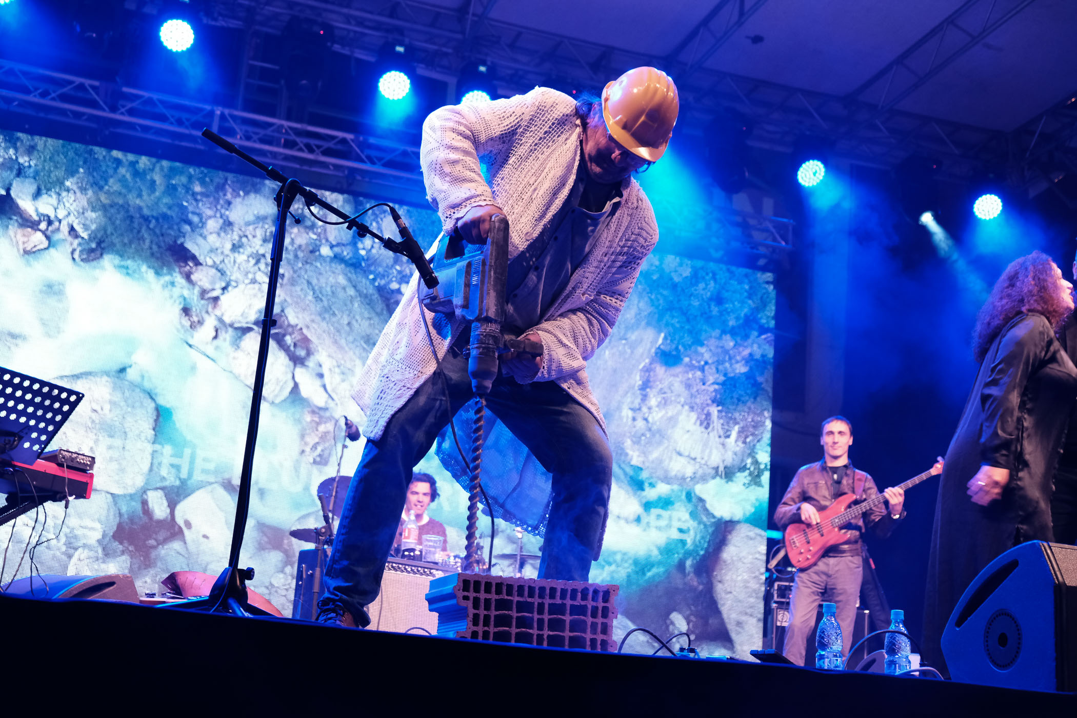 Famous Rambo Amadeus destroyed a symbolic dam on stage with a drill © Nick St. Oegger