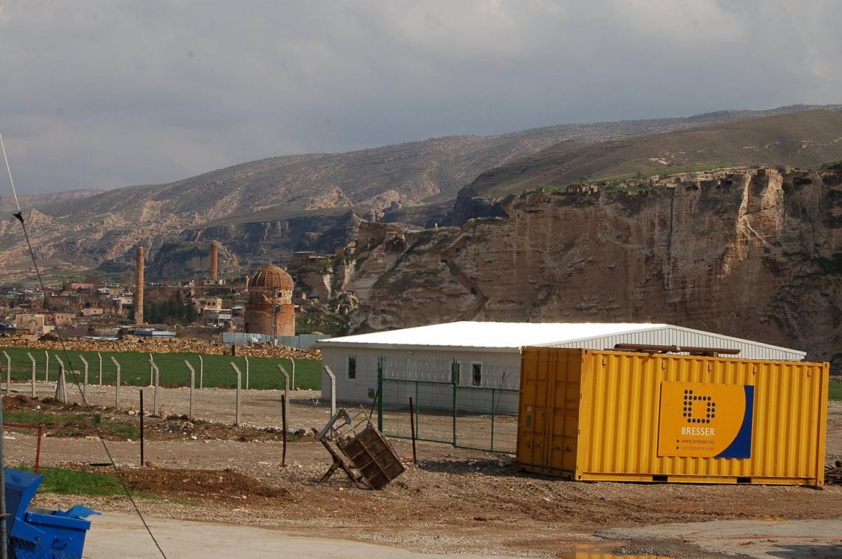 Dutch company Bresser involved in the highly contested Ilisu project. On June 28 their will be a protest in front of their headquaters! © Hasankeyf Matters 