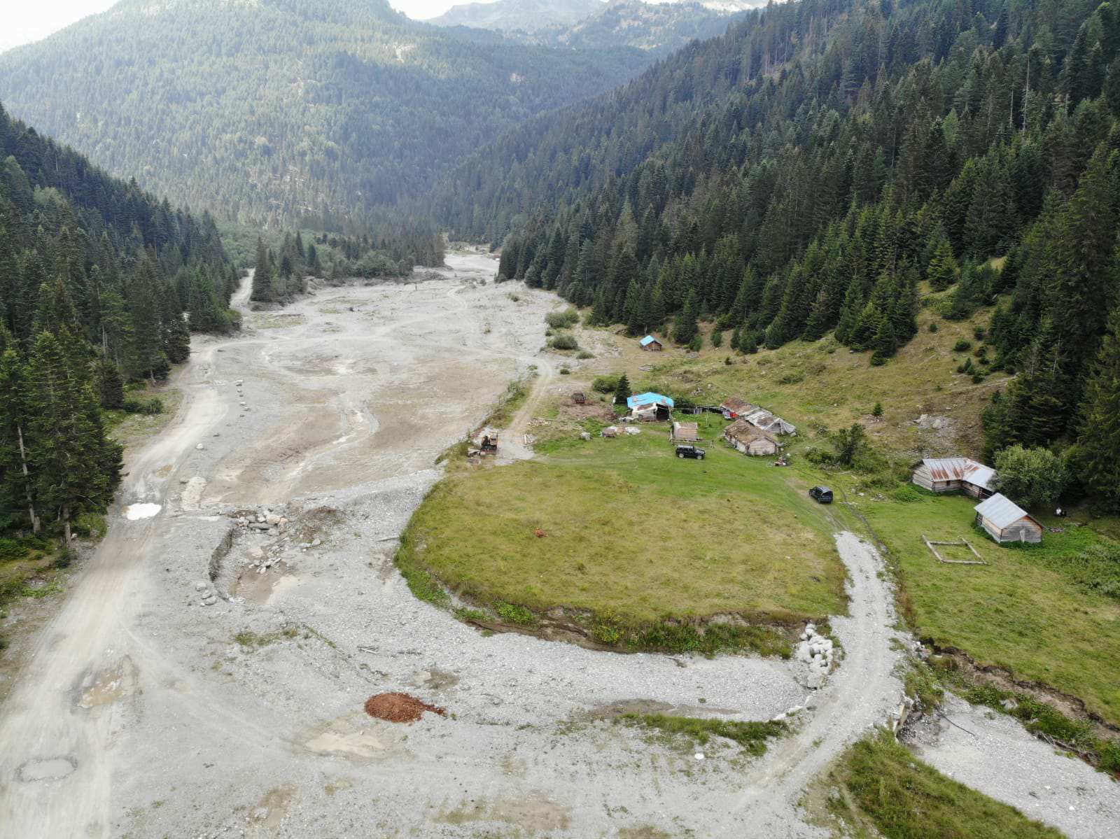 Der zerstörte Fluss Lumbardhi im Nationalpark. © Shpresa Loshaj 