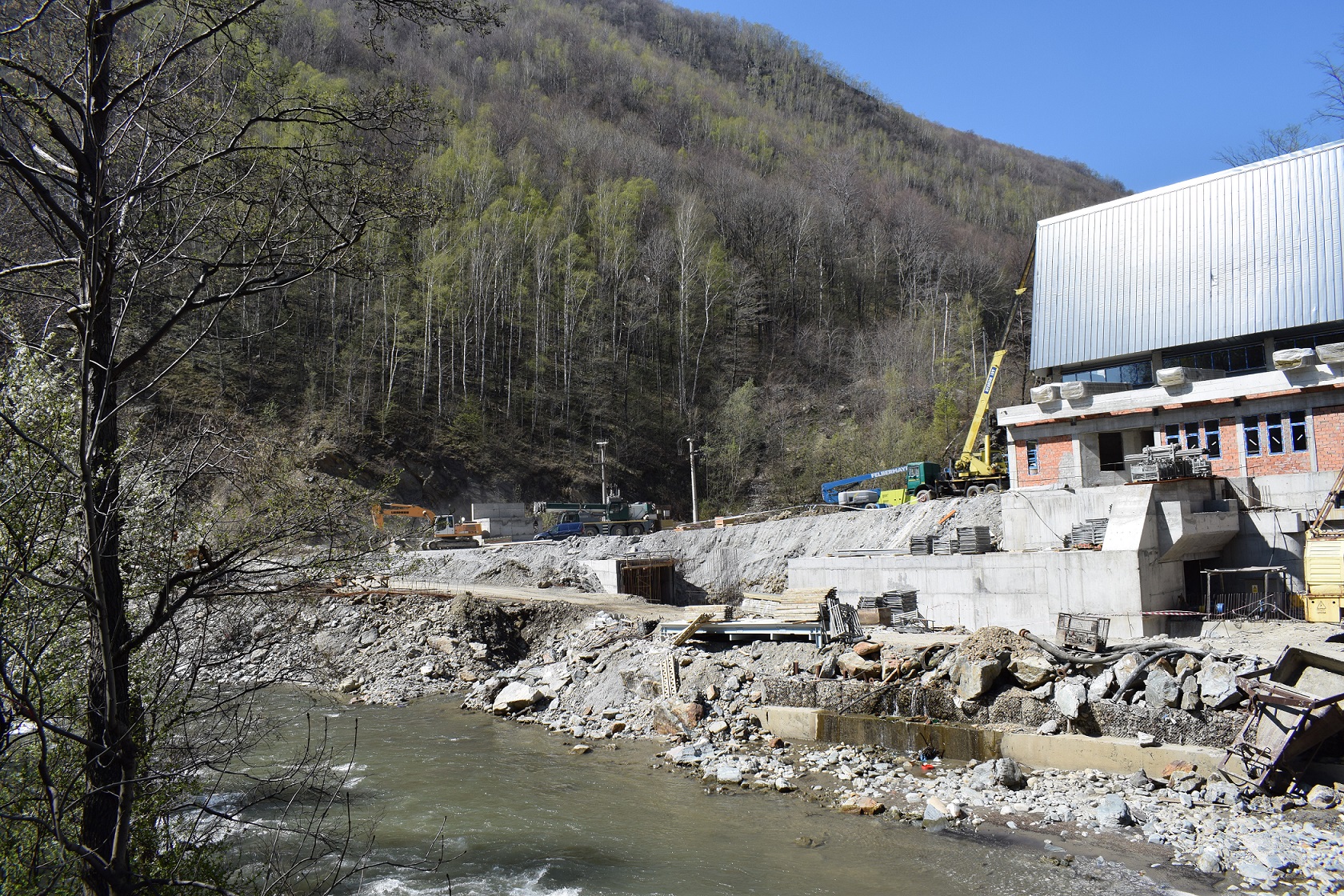 Hydropower construction site in midst of the Defileul Jiului National Park © Calin Dejeu