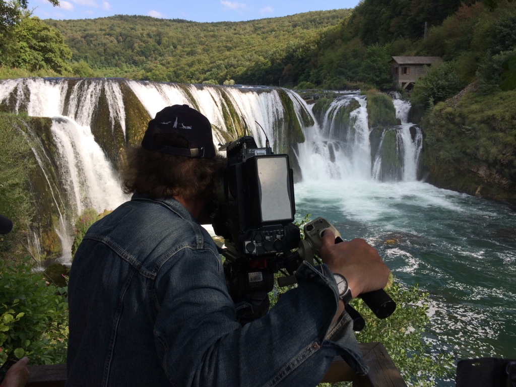 Filming at the Una in Bosnia-Herzegovina © Ulrich Eichelmann